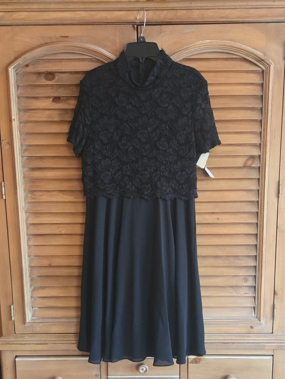 Night Way Collections Black Lace-Top Midi Dress
